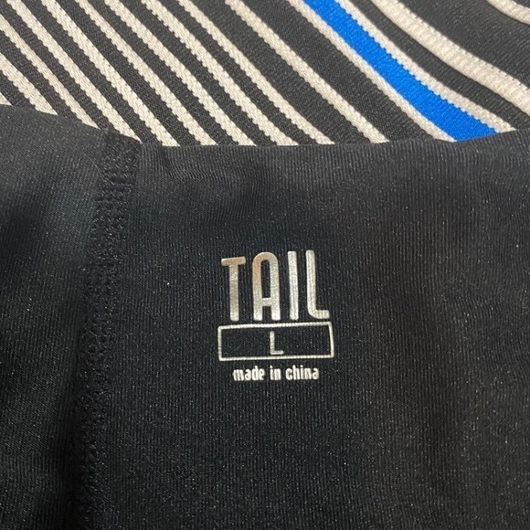 Tail Blue Black Striped Golf Skort Size L - Picture 6 of 6